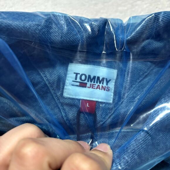 Tommy Jeans NWT Short Sleeve TJW CROP KNOT DENIM SHIRT - Picture 5 of 8